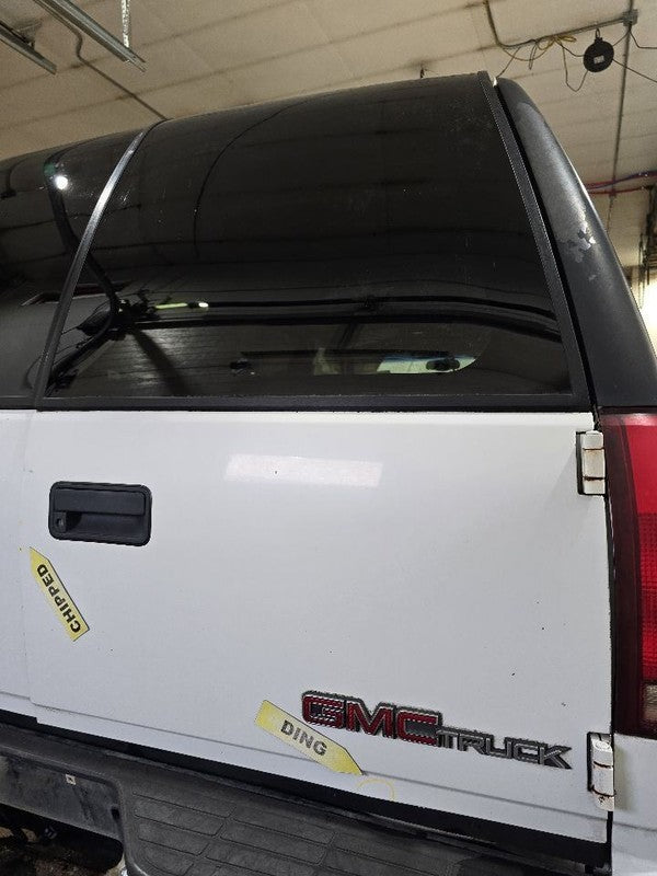 Passenger Right Rear Back Door Fits 92-99 SUBURBAN 1500 645350