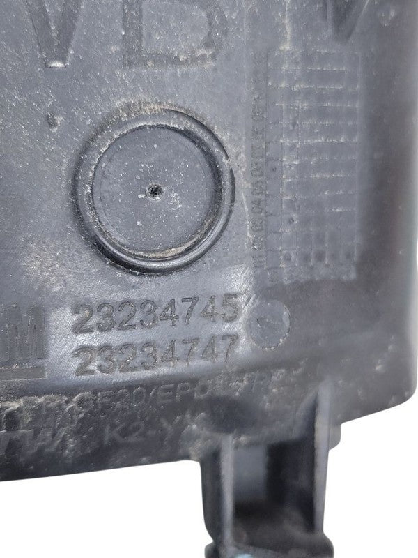 ESCALADE  2017 Fuel Filler Door 674465
