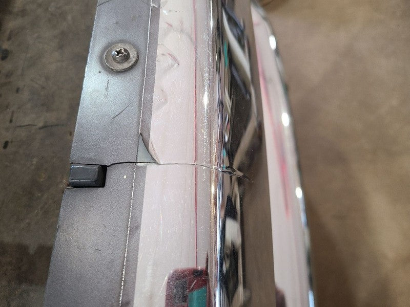 Grille Chrome Surround With Painted Bars Fits 99-04 FORD F250SD PICKUP