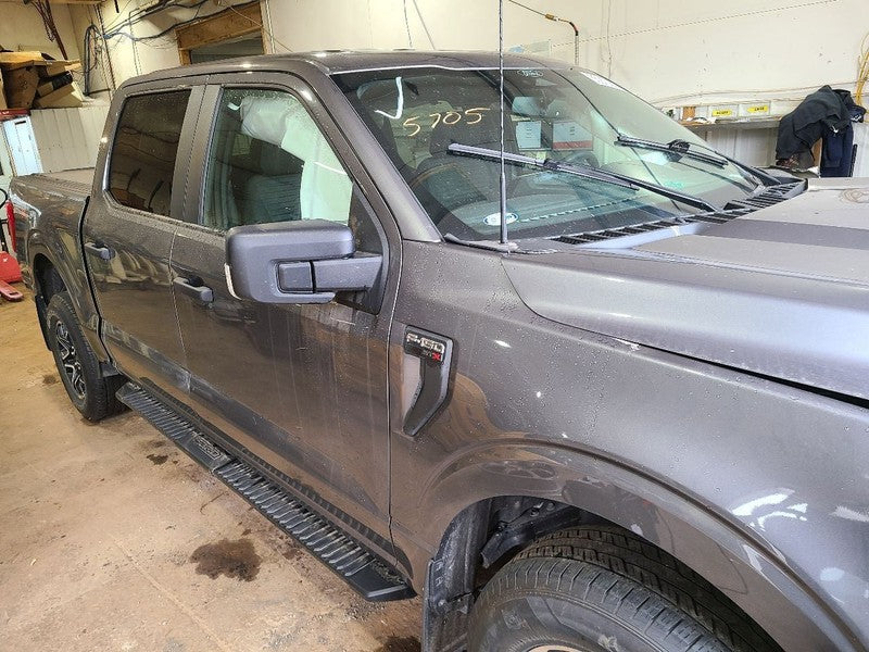 Driver Running Board Platform Running Board Fits 22-25 FORD F150 PICKU