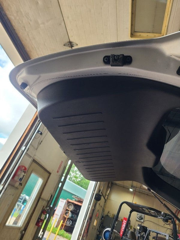 Trunk/Hatch/Tailgate With Rear View Camera Opt UVC Fits 10-17 EQUINOX 