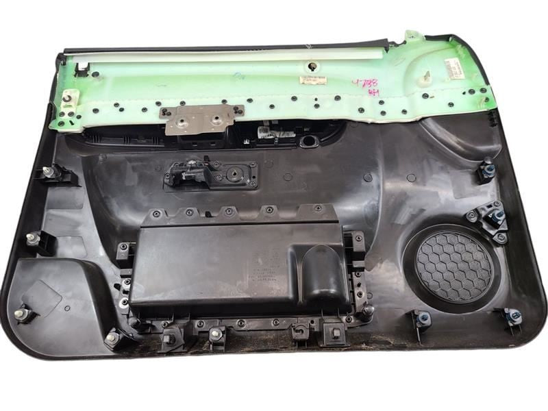 SILV25NEW 2007 Front Door Trim Panel 596353