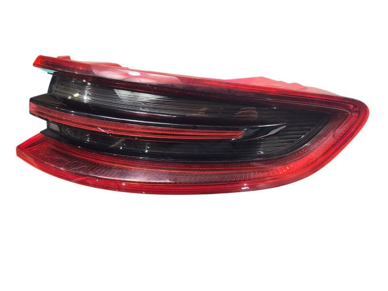 Passenger Tail Light With Sport Design Package Fits 15-18 PORSCHE MACA