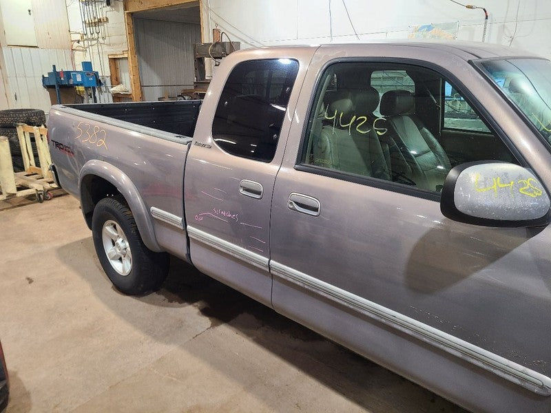 Hood Fits 01-07 SEQUOIA 657724
