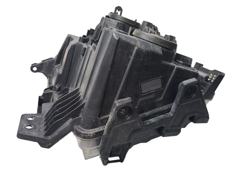 Passenger Headlight Halogen Fits 22-23 SILVERADO 1500 PICKUP 622379