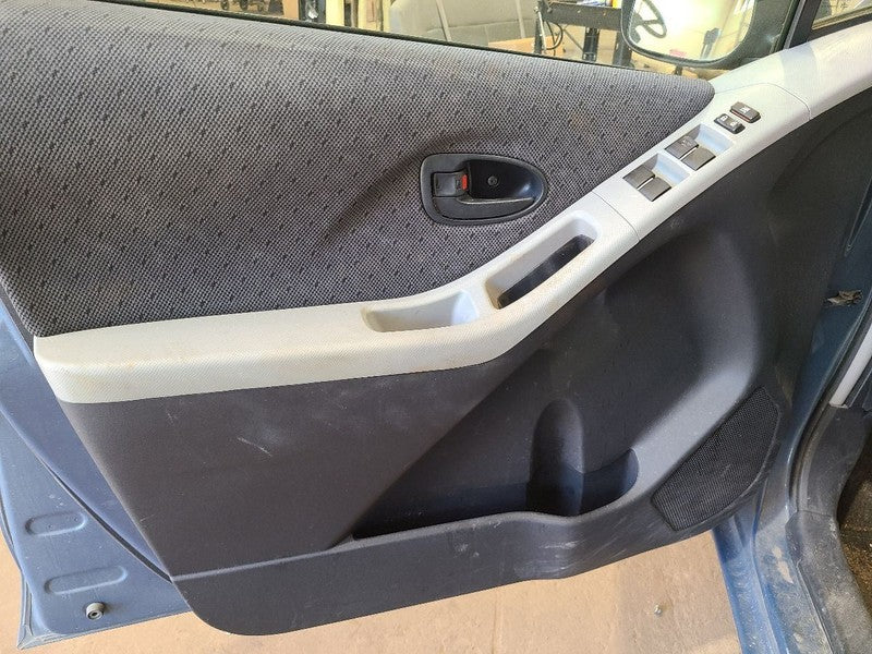 Driver Front Door Hatchback 4 Door Electric Window Fits 06-11 YARIS 67