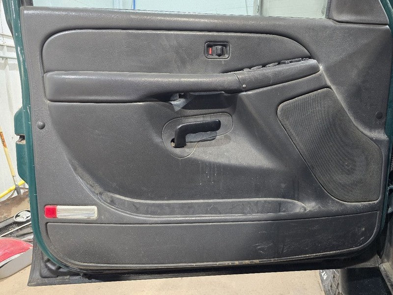 Driver Front Door Classic Style Electric Fits 99-07 SIERRA 1500 PICKUP