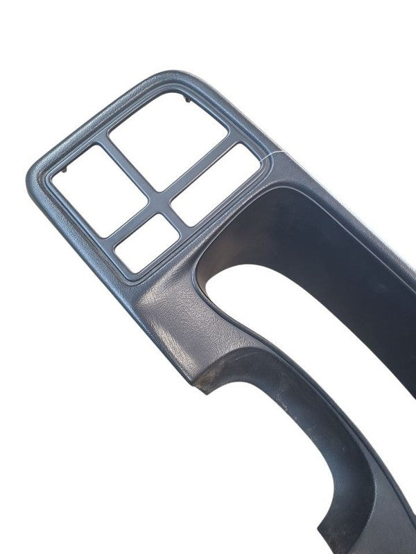 SILVRDO35 2006 Dash Bezel 671160