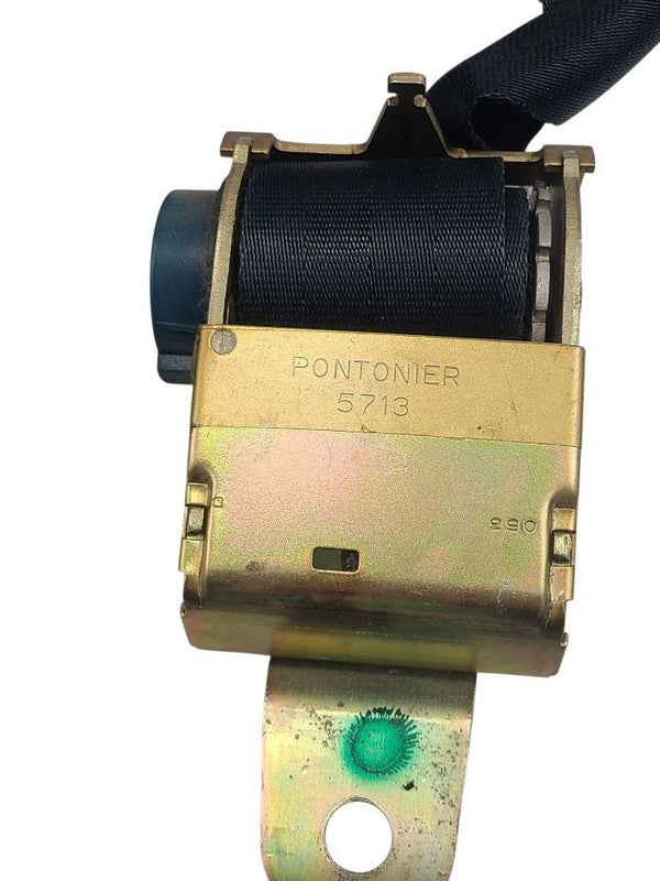 DART      1975 Seat Belt Front 668144