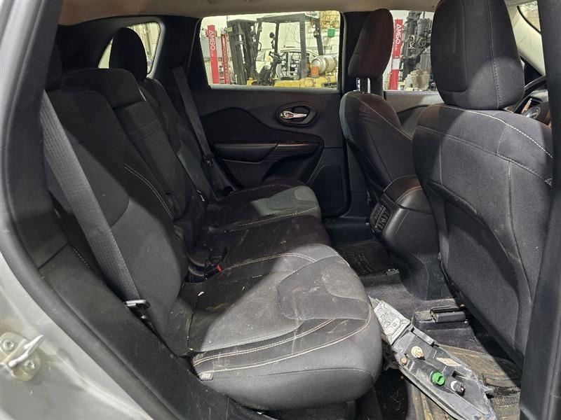 Driver Left Air Bag Front Driver Knee Fits 14-18 CHEROKEE 594606
