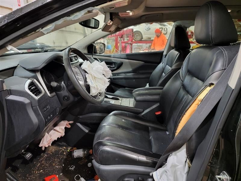 Passenger Tail Light Quarter Panel Mounted Fits 16-18 MURANO 567309