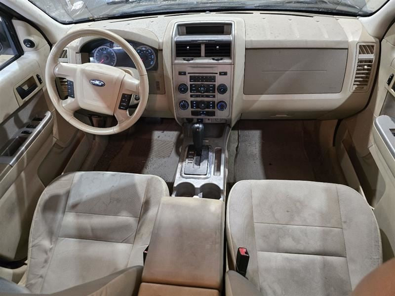 ESCAPE    2011 Owners Manual 582967