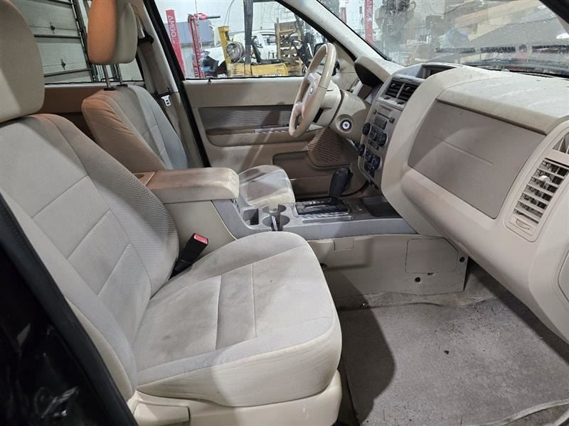 ESCAPE    2011 Owners Manual 582967