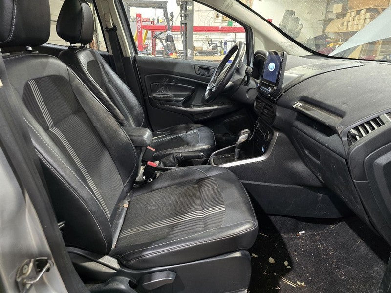 Seat Belt Front Driver Buckle Fits 18-22 ECOSPORT 617551
