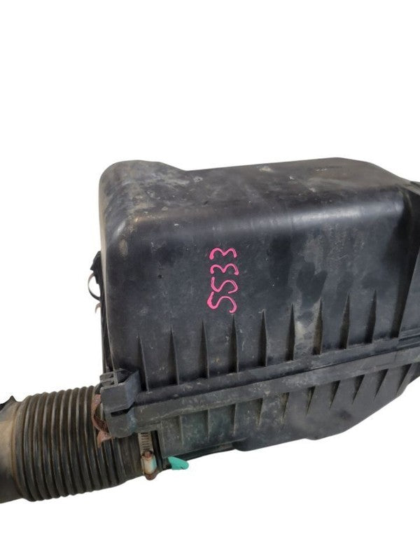 Air Cleaner 8 Cylinder Fits 03-04 TUNDRA 667749