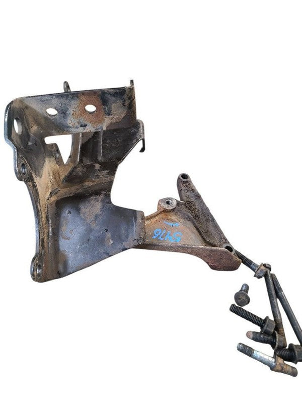 TCHEV3500 1990 Brackets Misc 663968