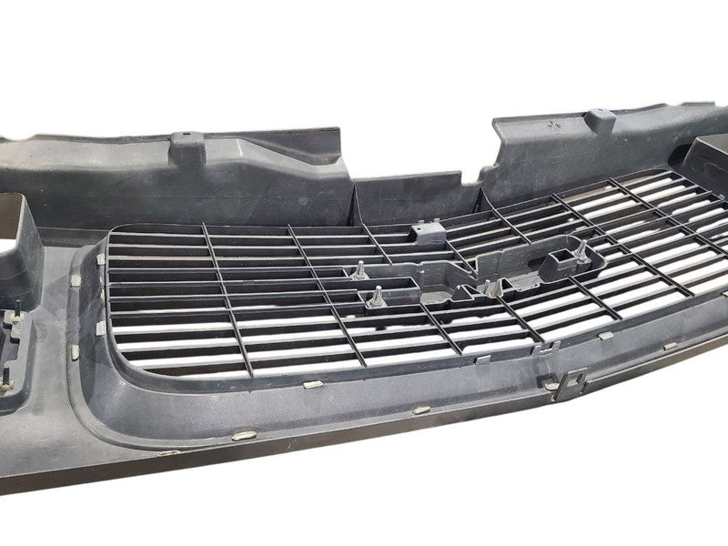 Grille I-beam Front Axle Only Upper Fits 94-02 GMC 3500 PICKUP 664298