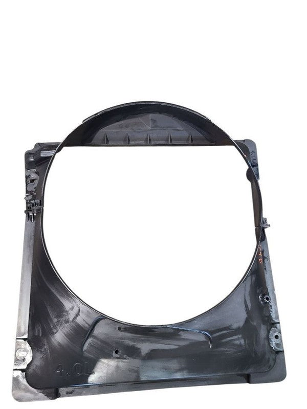 EXPLORER  2010 Radiator Shroud 643523