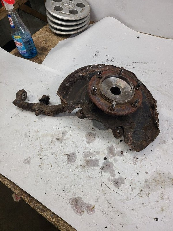 Passenger Front Spindle/Knuckle Knuckle Fits 03-15 4 RUNNER 622086