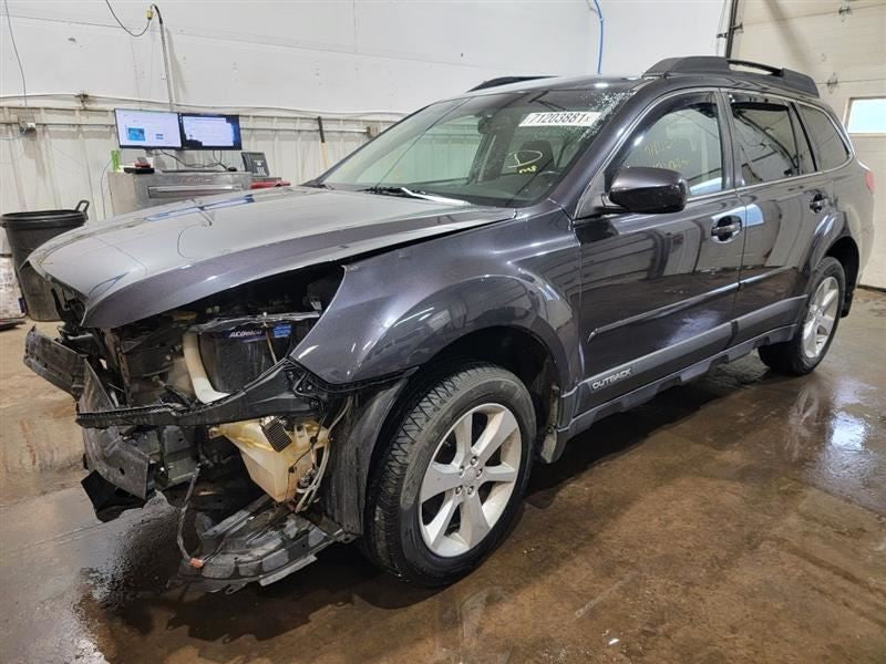 OUTBAKLEG 2013 Owners Manual 338921