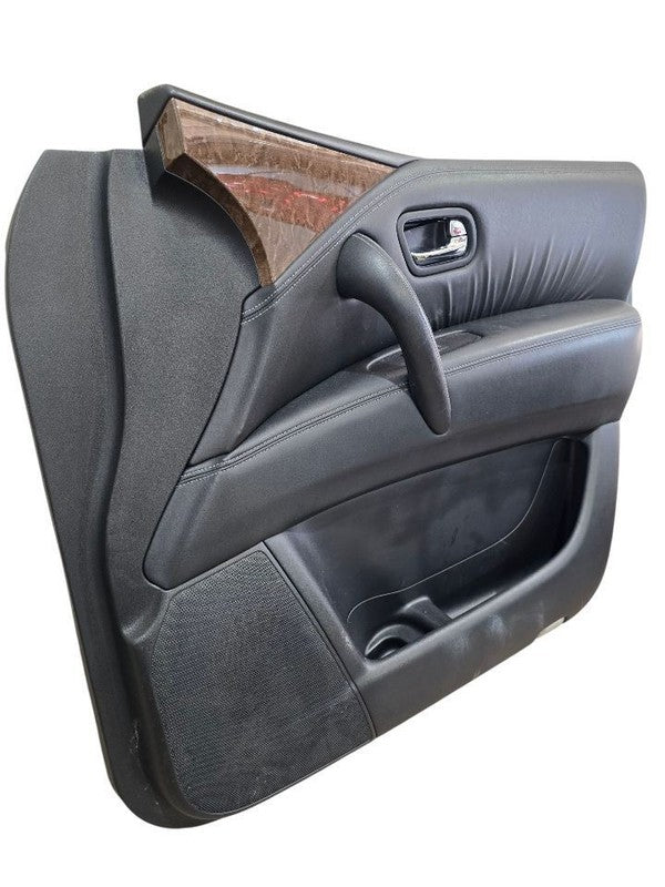 QX80      2017 Front Door Trim Panel 648051