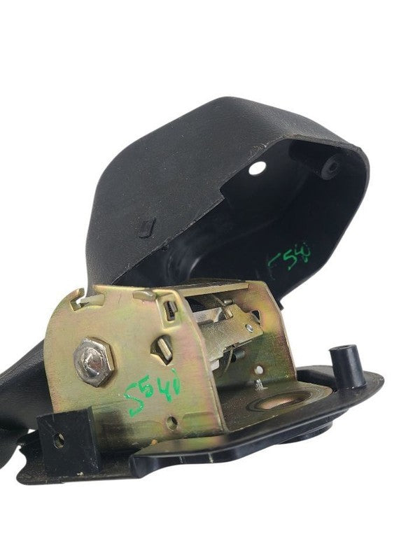 DART      1975 Seat Belt Front 668145