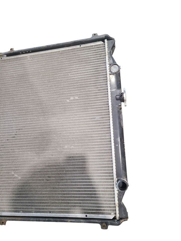 Radiator Fits 96-00 4 RUNNER 621911