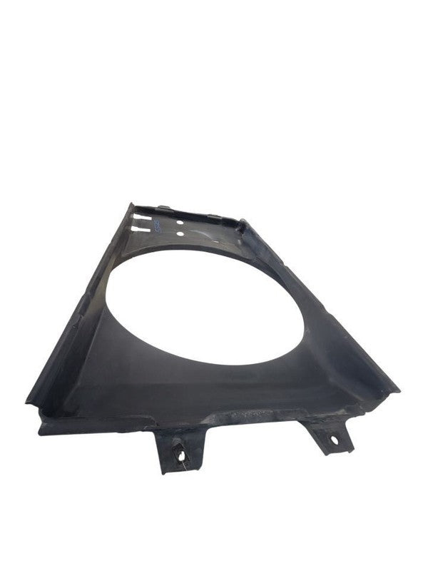RAM2500   2001 Radiator Shroud 667170