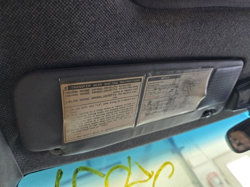 4 RUNNER  1990 Sun Visor 643444