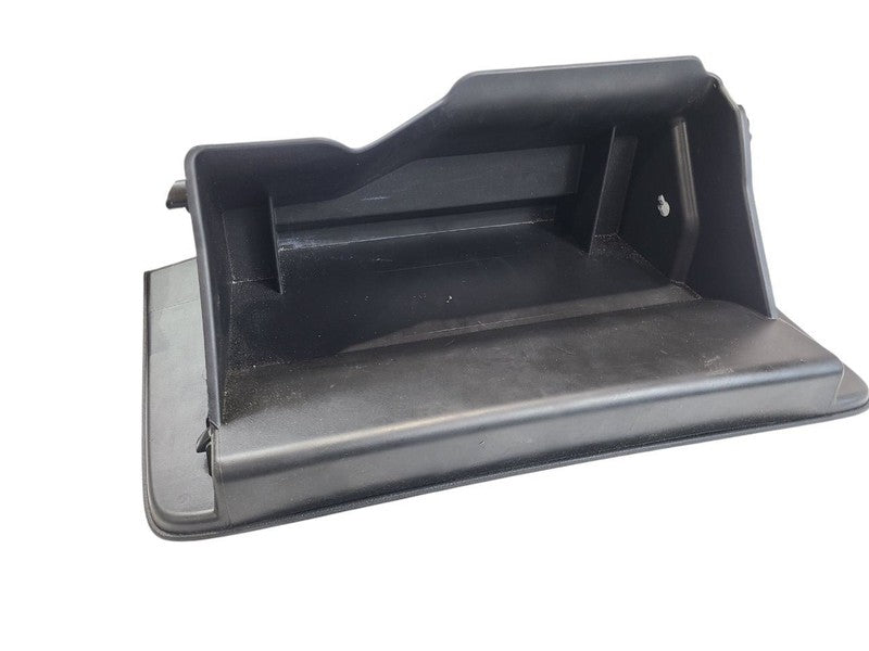 SUBURBN15 2019 Glove Box 662203