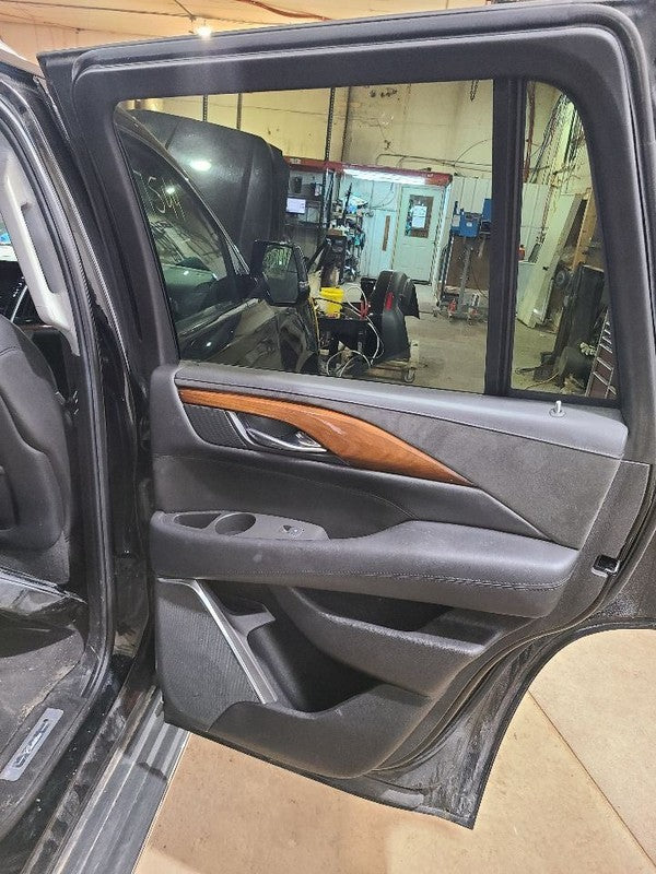 Passenger Right Rear Side Door Fits 15-20 ESCALADE 664116
