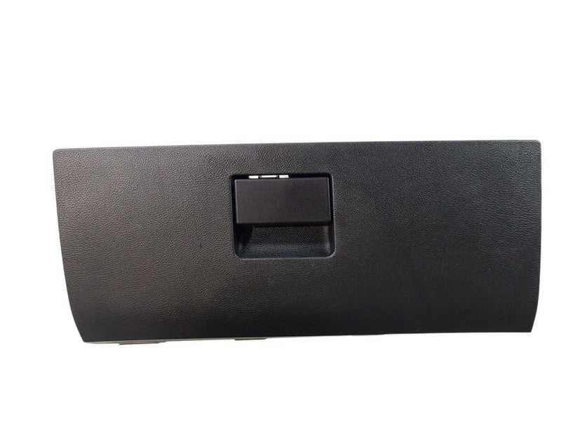 RAM1500   2015 Glove Box 640458