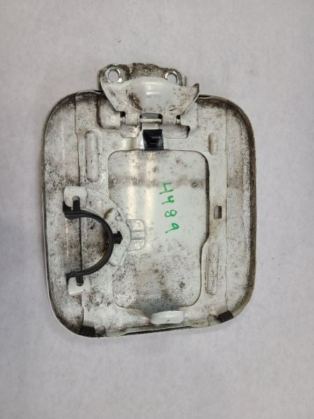 CR-V      2003 Fuel Filler Door 570965
