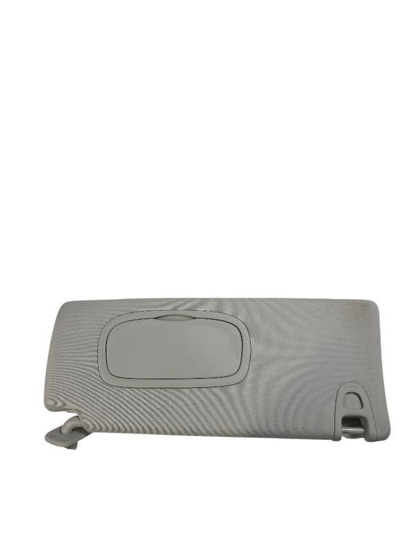 Passenger Sun Visor Without Garage Door Opener Fits 19-23 CHEROKEE 651