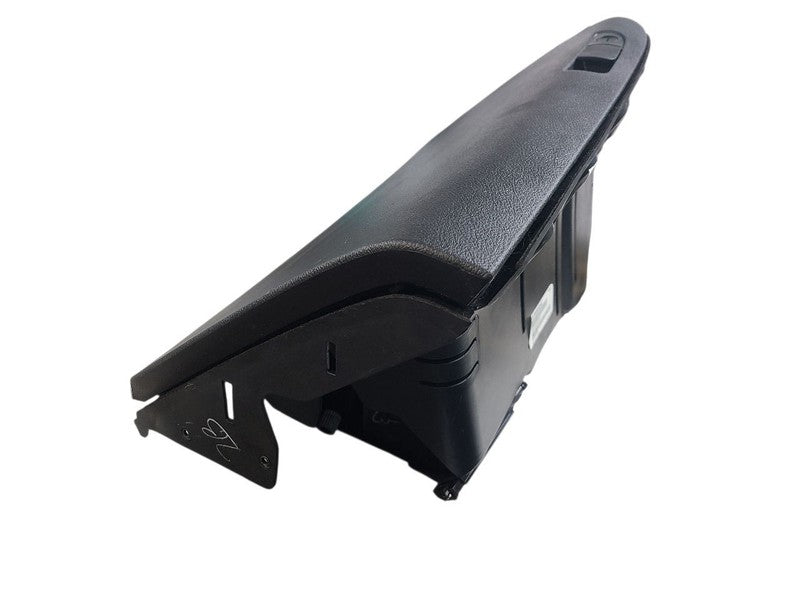 300       2014 Glove Box 654547