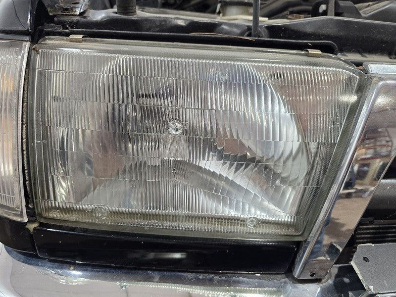 Passenger Right Headlight Fits 96-98 4 RUNNER 639171