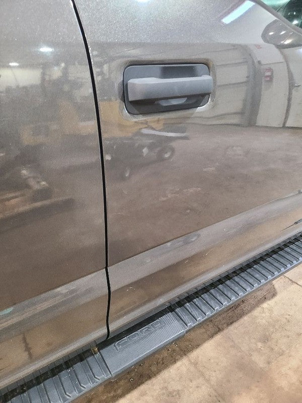 Passenger Right Front Door Electric Fits 17-22 FORD F250SD PICKUP 6693