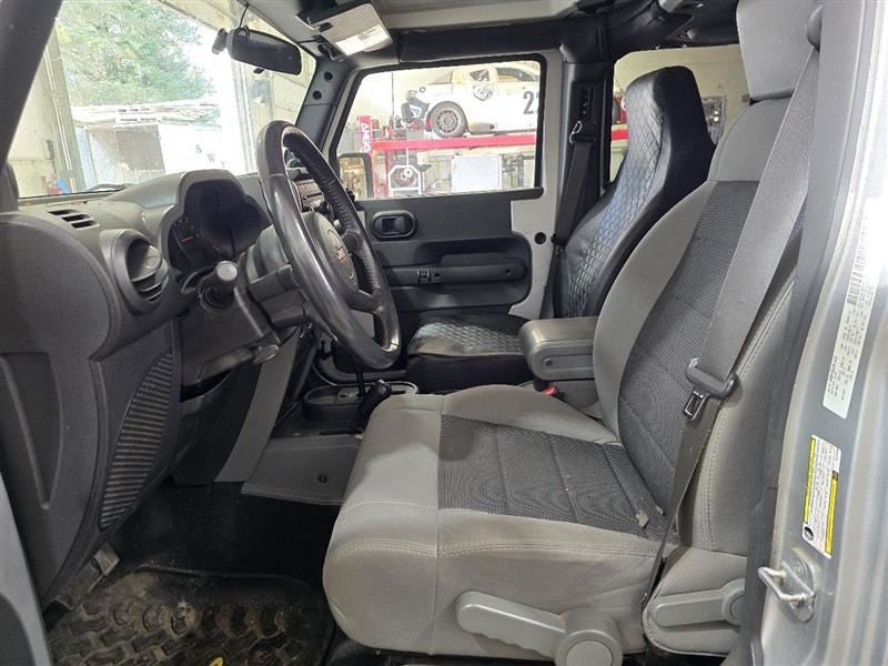 Passenger Right Side View Mirror Manual Fits 07-10 WRANGLER 604039