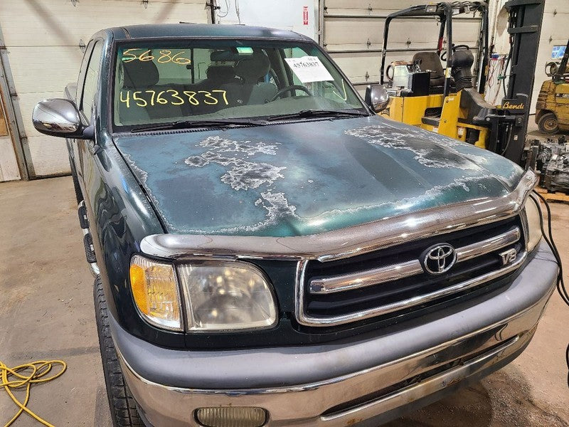 TUNDRA    2001 Headliner 677128