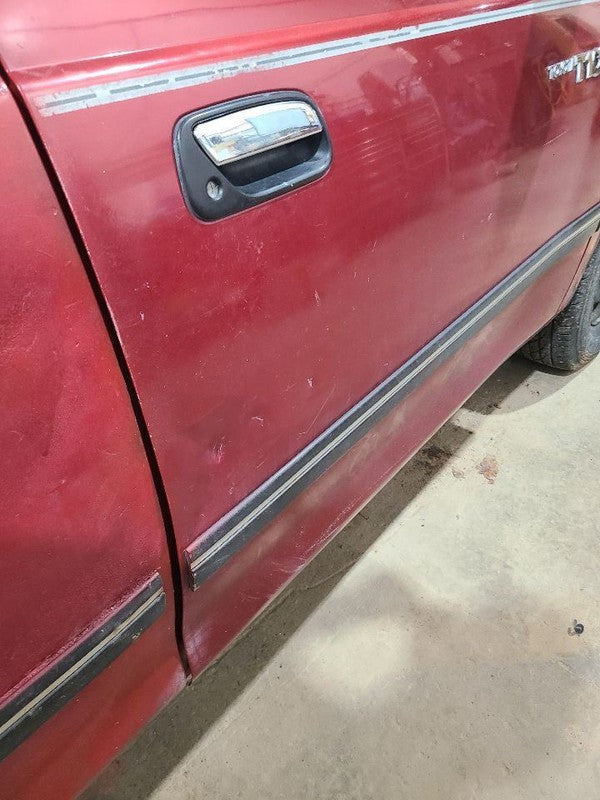 Passenger Right Front Door Manual Windows Fits 94-98 T100 663772