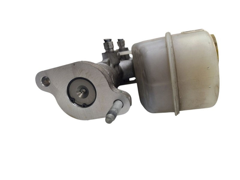 Brake Master Cylinder DRW Fits 19-26 DODGE 3500 PICKUP 677903