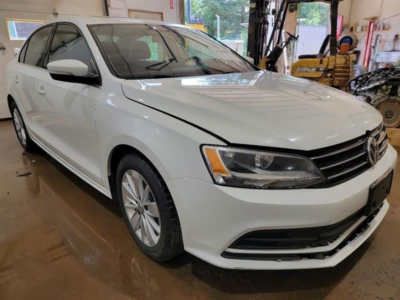 JETTA     2015 Owners Manual 546764