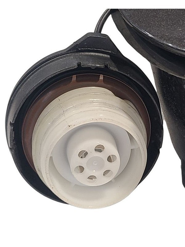 MDX       2010 Fuel Filler Door 661586