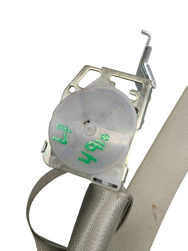 OUTBAKLEG 2011 Seat Belt Rear 614810