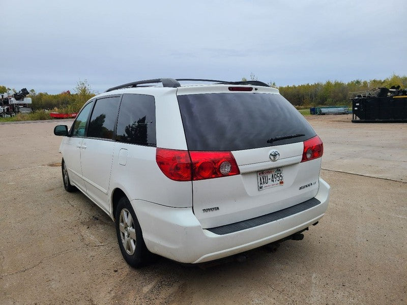 Driver Left Sun Visor Illuminated Fits 05-10 SIENNA 649878
