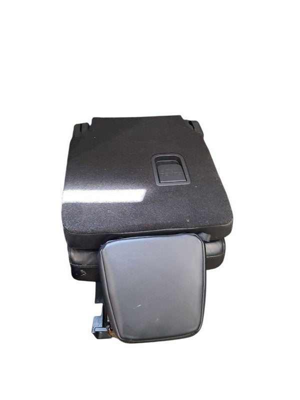 NAVIGATOR 2016 Seat Rear 635880