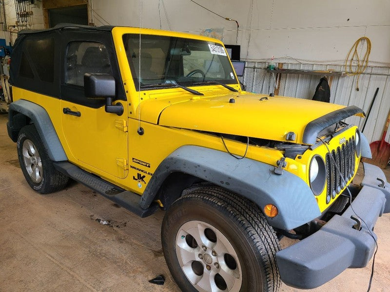 WRANGLER  2011 Crossmember Transmission 671384