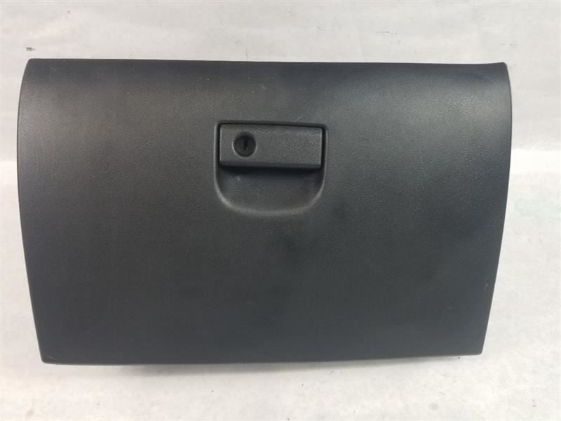 RX8       2006 Glove Box 534652