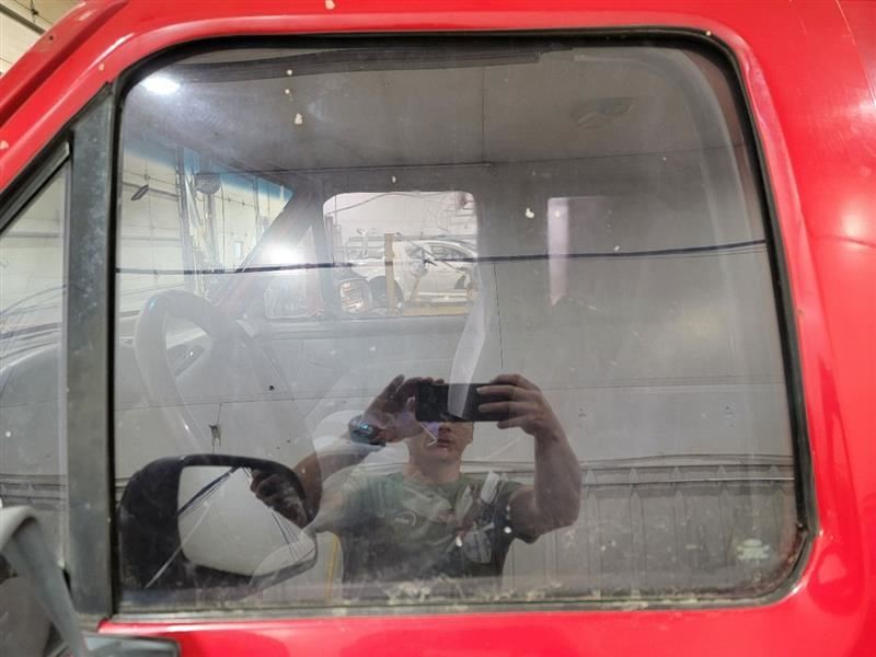 Driver Front Door Glass From 8501 GVW Fits 94-97 FORD F250 PICKUP 5704