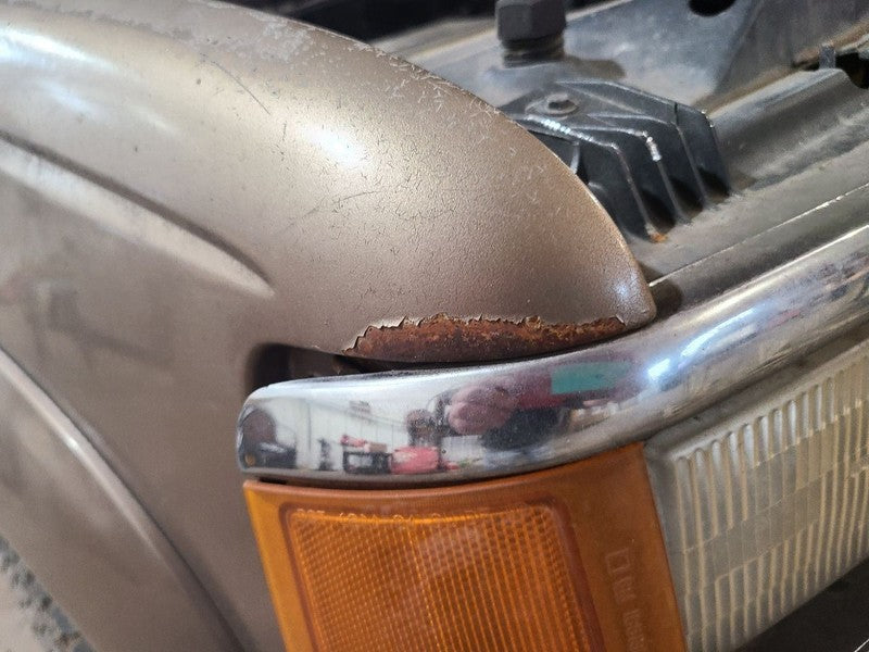 Passenger Fender Front Fits 88-02 CHEVROLET 3500 PICKUP 679406